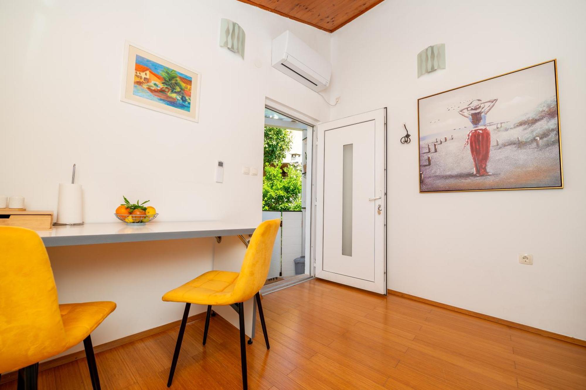 Apartments Vitoria มาลีโลชินจ์ ภายนอก รูปภาพ